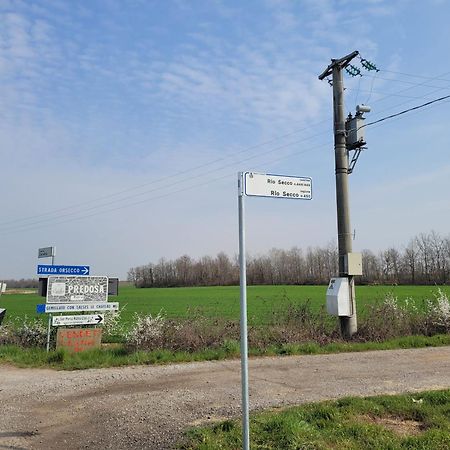 Cascina Rosa Camilla Bed & Breakfast Carpeneto Bagian luar foto