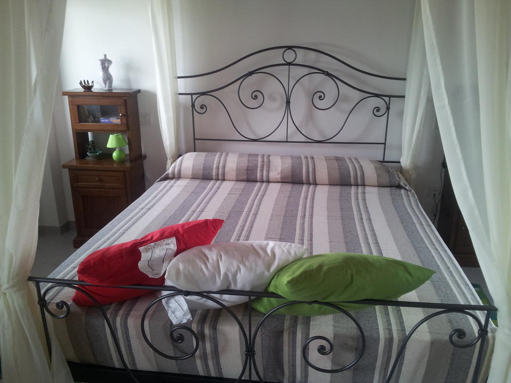 Cascina Rosa Camilla Bed & Breakfast Carpeneto Ruang foto